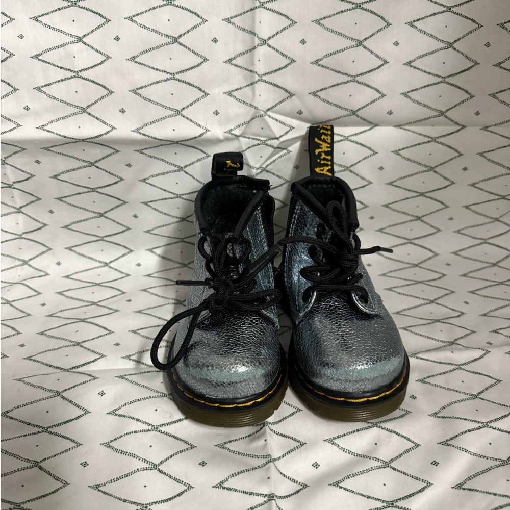 Dr. Martens Kids Metallic Silver Lace-Up Boots